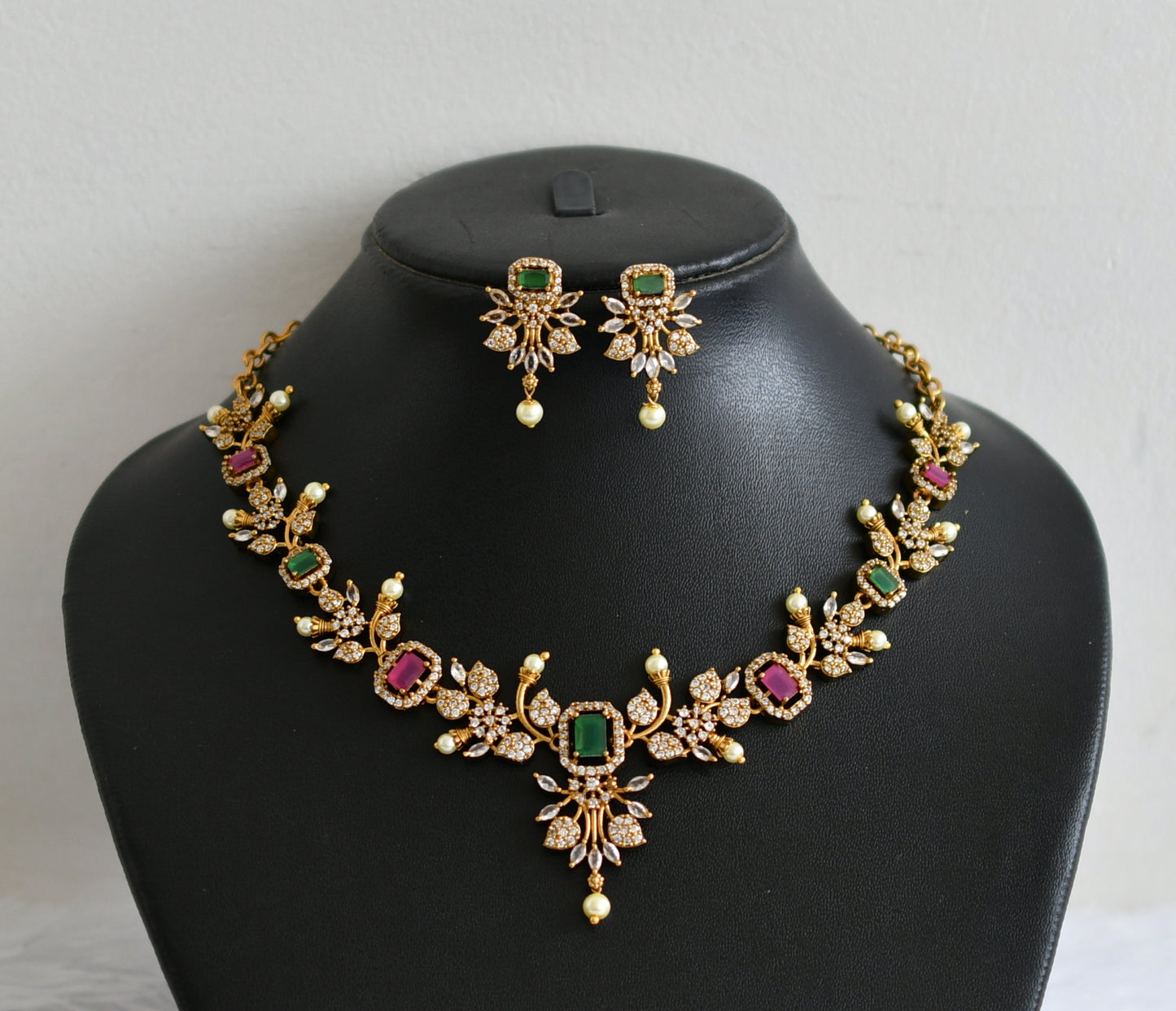 Antique gold tone cz ruby-green flower block stone necklace set dj-50835