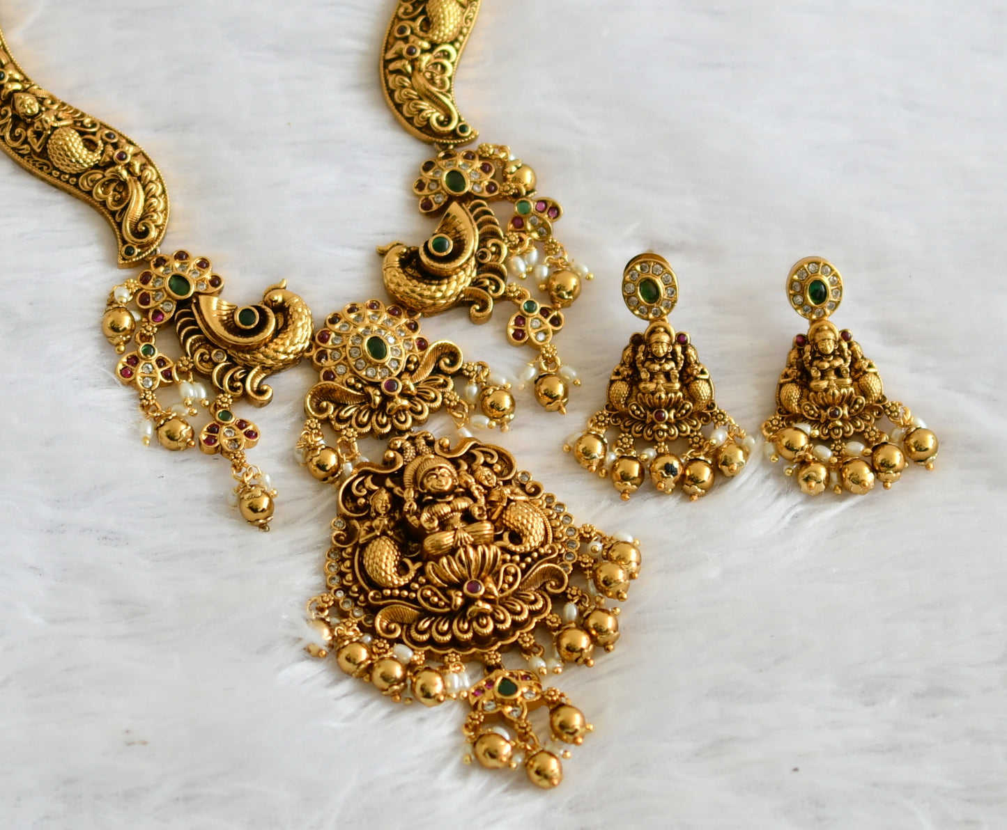 Antique gold tone kemp-green-white lakshmi peacock necklace set dj-50837