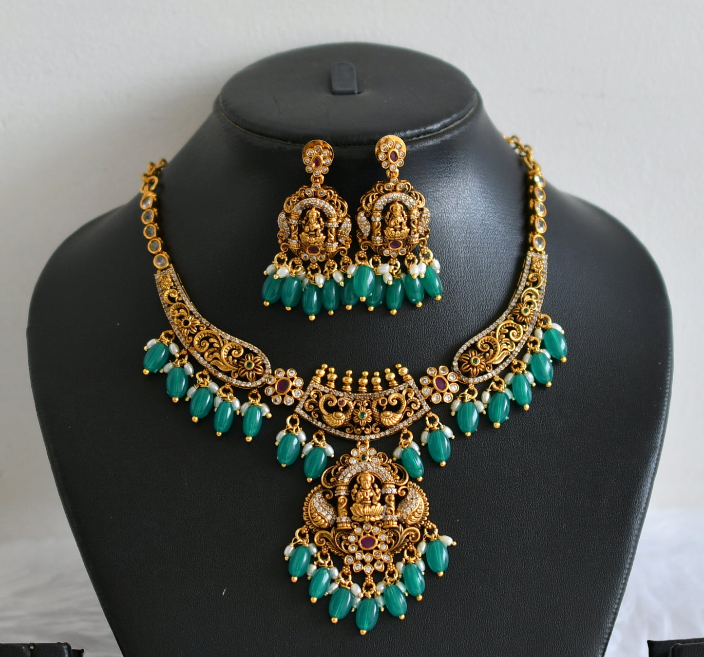 Antique gold tone ruby-green-white lakshmi peacock green bead necklace set dj-50839