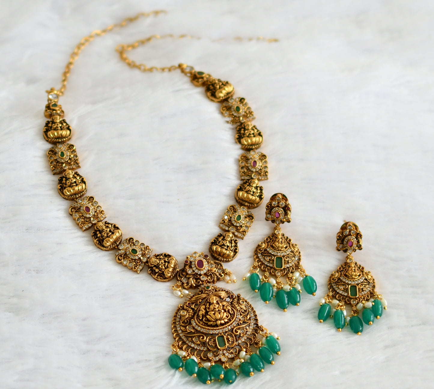 Antique gold tone ruby-green-white lakshmi green bead necklace set dj-50843