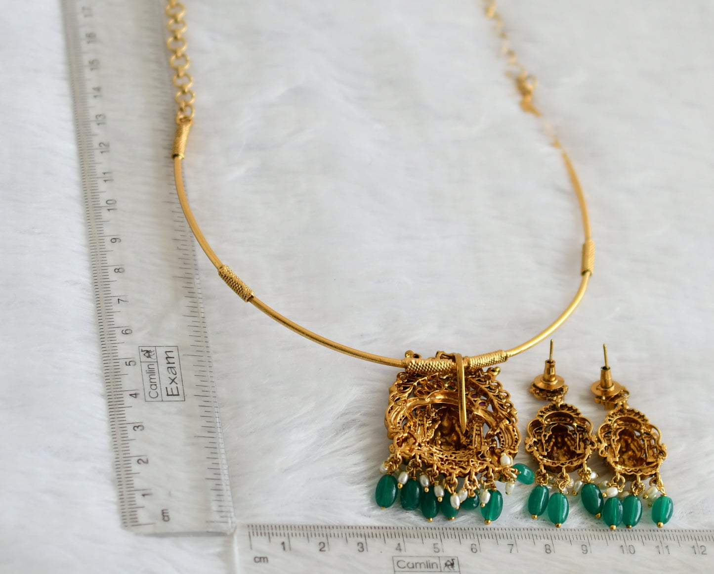 Antique gold tone kemp-green-white lakshmi green bead hasli necklace set dj-50832