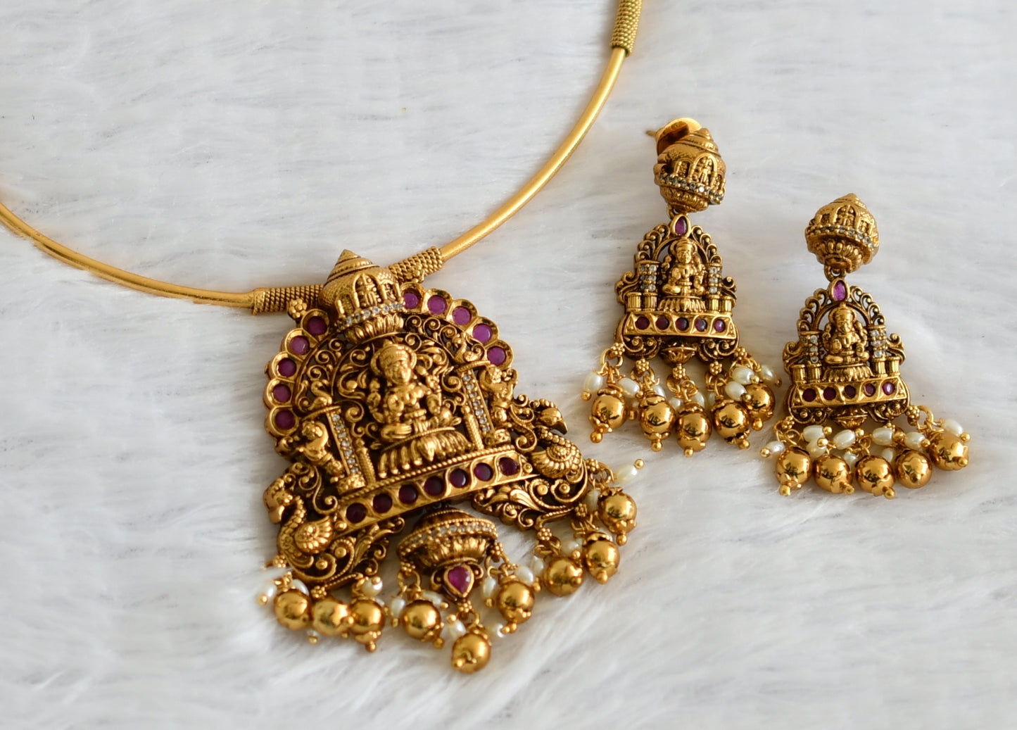 Antique gold tone cz kemp stone lakshmi peacock hasli necklace set dj-50830