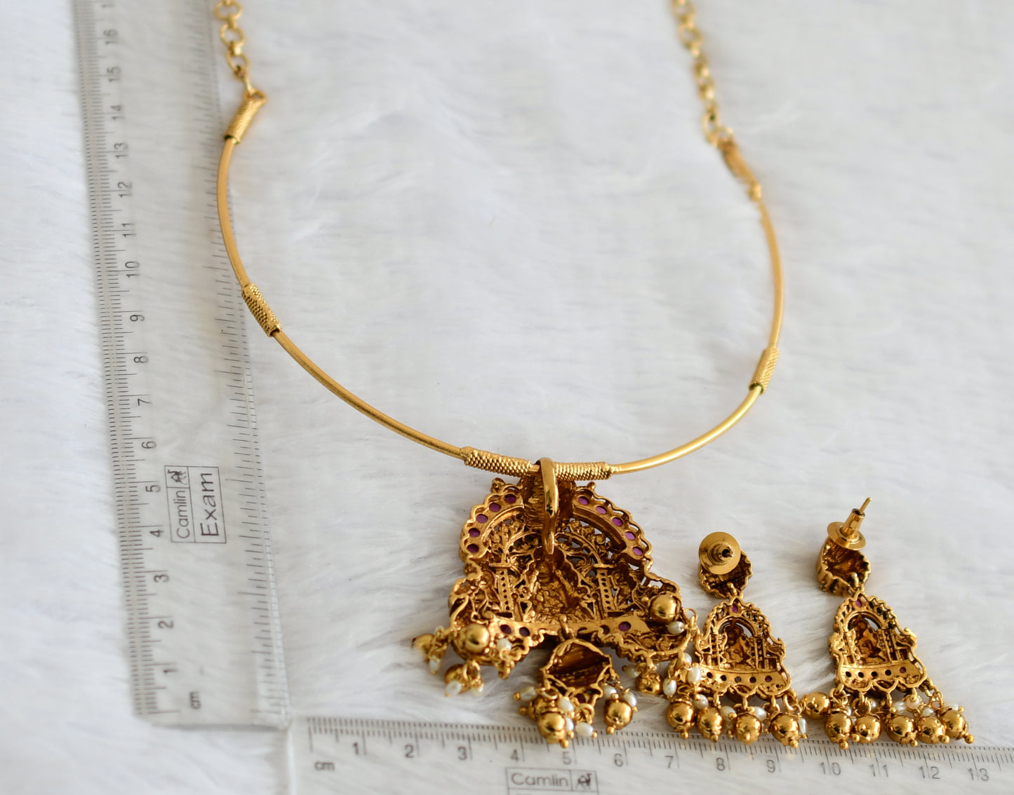 Antique gold tone cz kemp stone lakshmi peacock hasli necklace set dj-50830