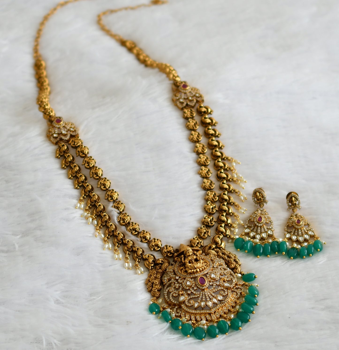 Antique gold tone kemp-white green bead lakshmi peacock double layer haar set dj-50847