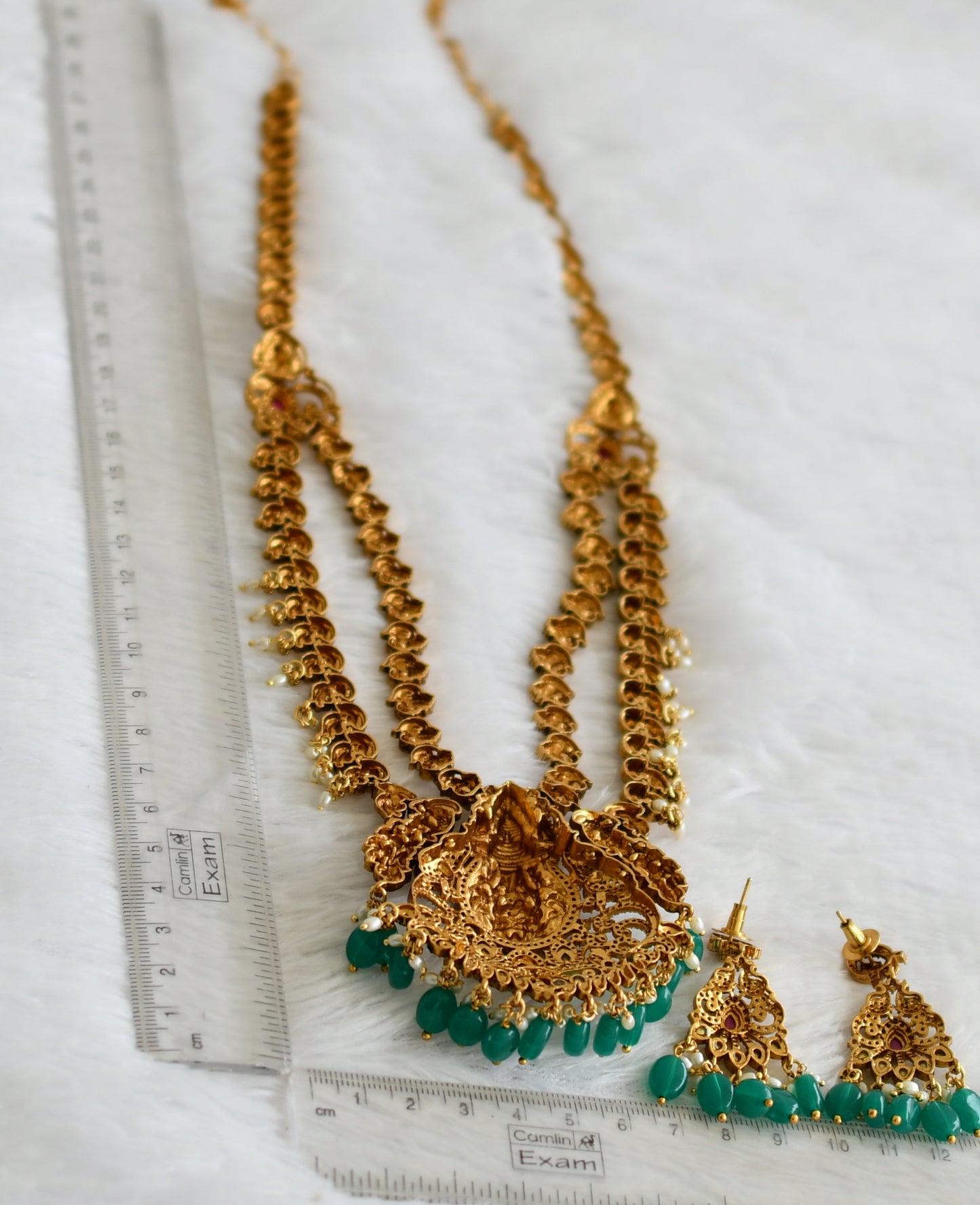 Antique gold tone kemp-white green bead lakshmi peacock double layer haar set dj-50847