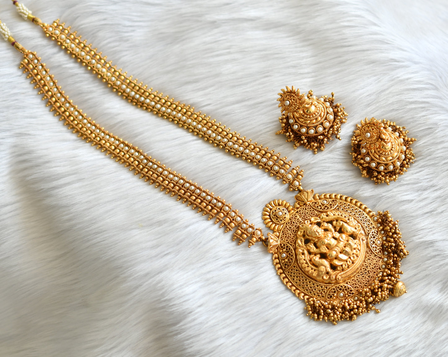Antique pearl gold cluster lakshmi haar set dj-16867