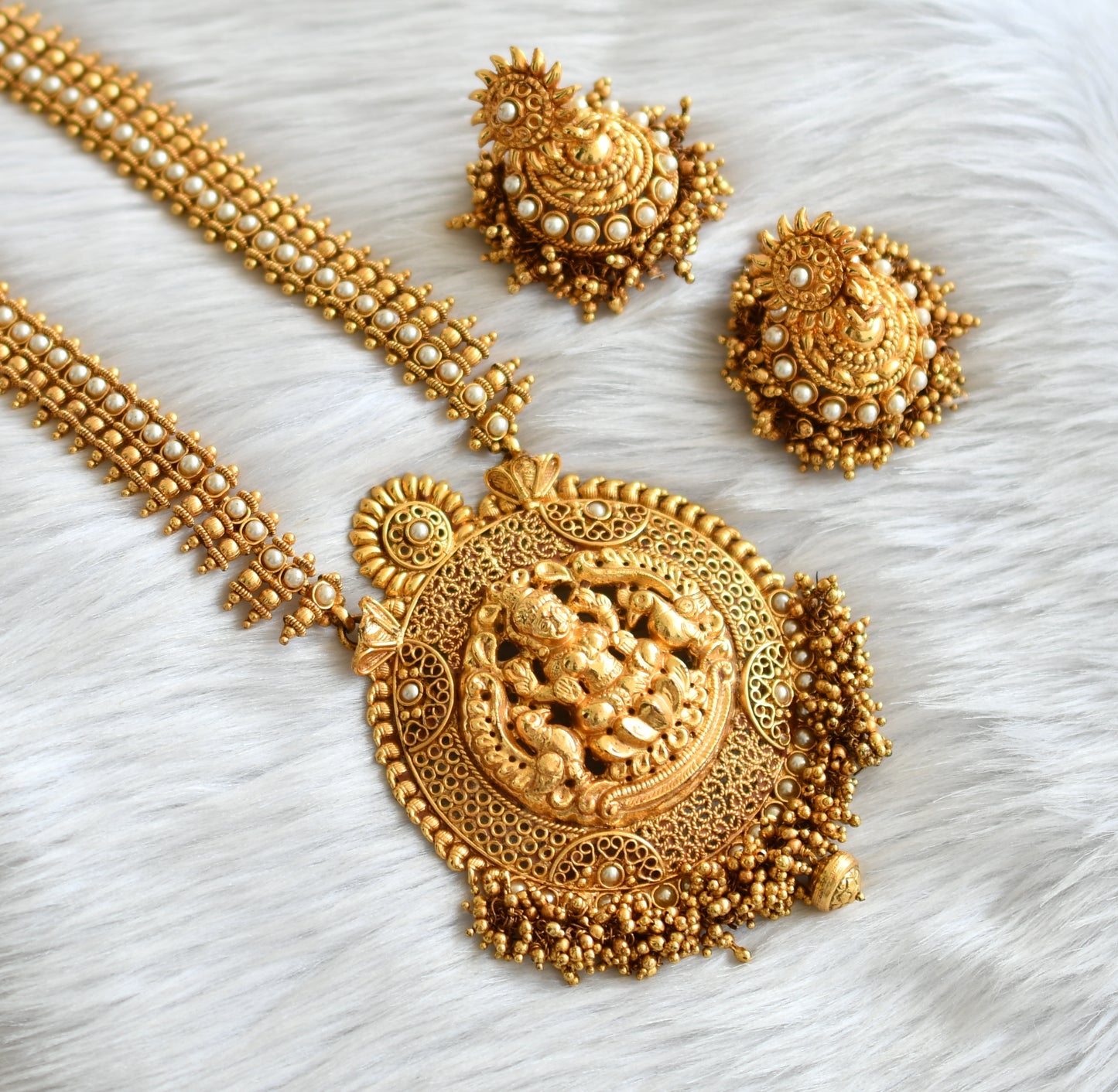 Antique pearl gold cluster lakshmi haar set dj-16867
