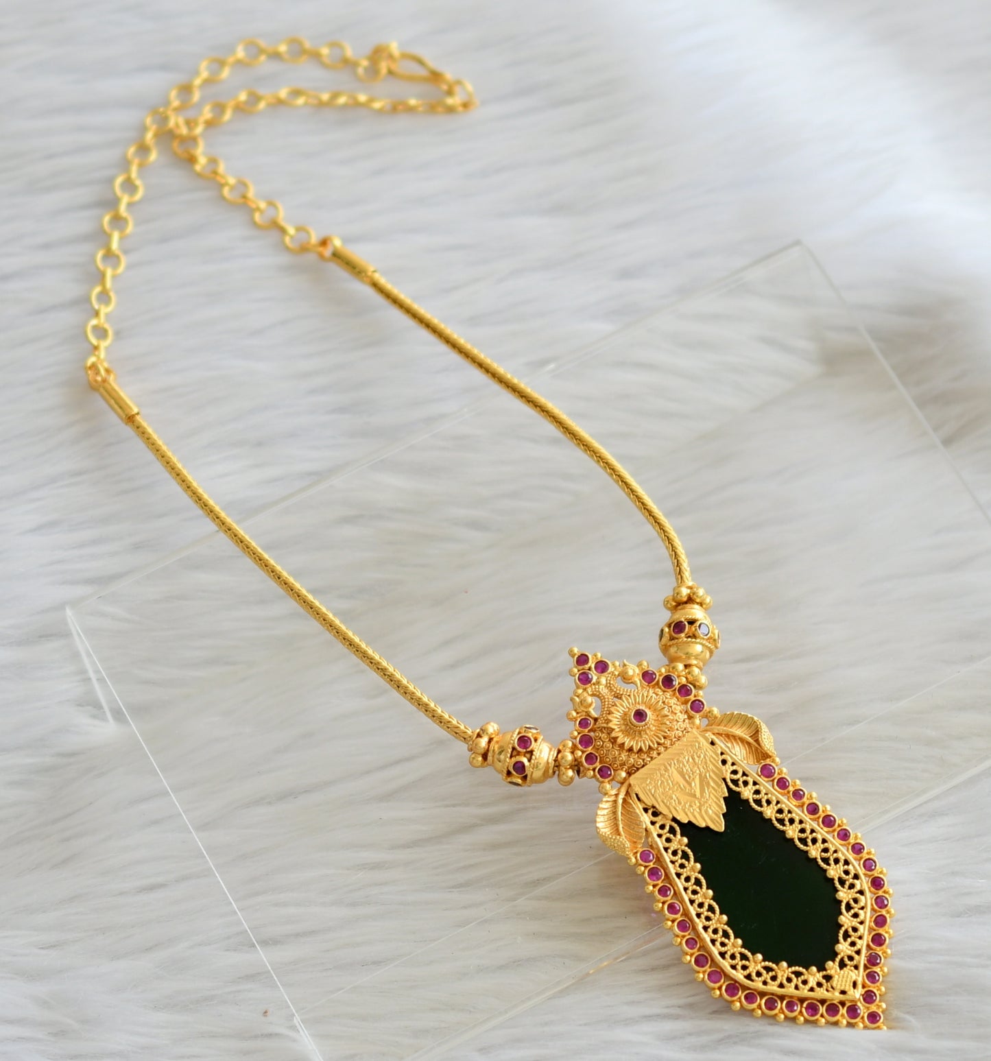 Gold tone pink-green nagapadam kerala style peacock flower necklace set dj-45447