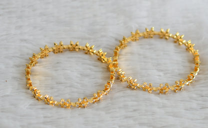 Gold tone cz white stone flower bangles(2.8) dj-48901