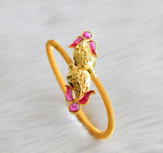 Gold tone real kemp mango bracelet dj-03143