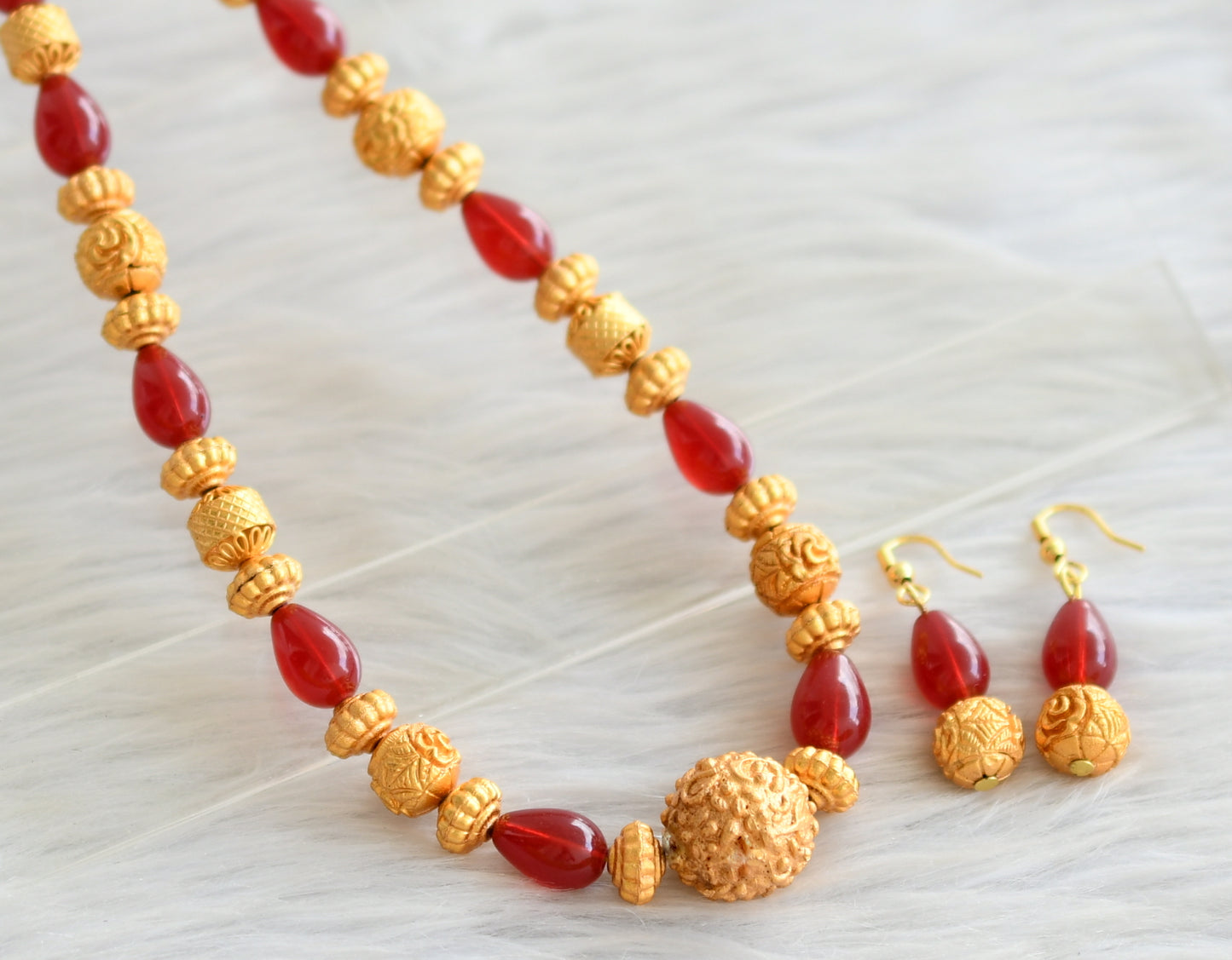 Matte finish maroon beaded necklace set dj-03656