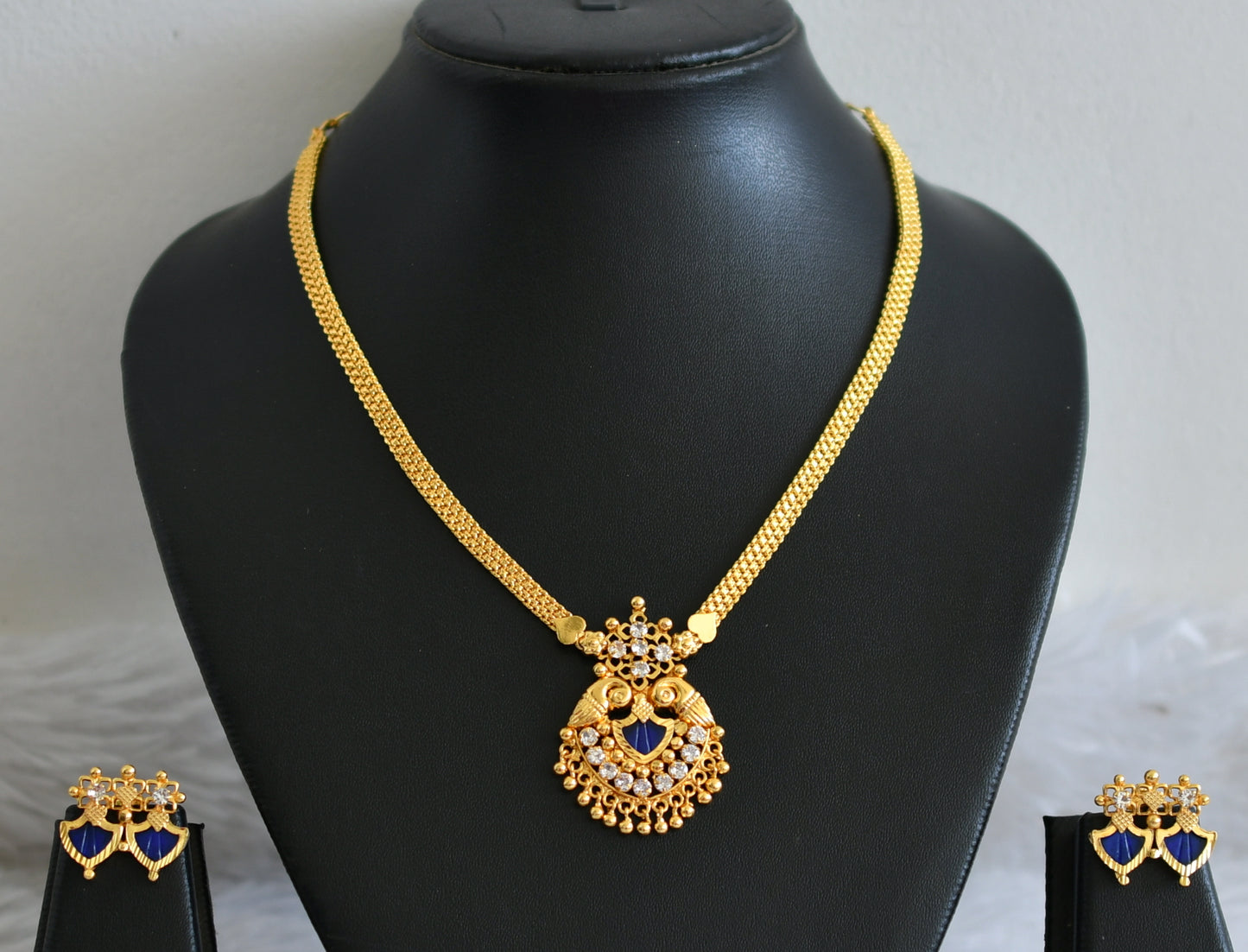 Gold tone kerala style blue palakka necklace set dj-48944