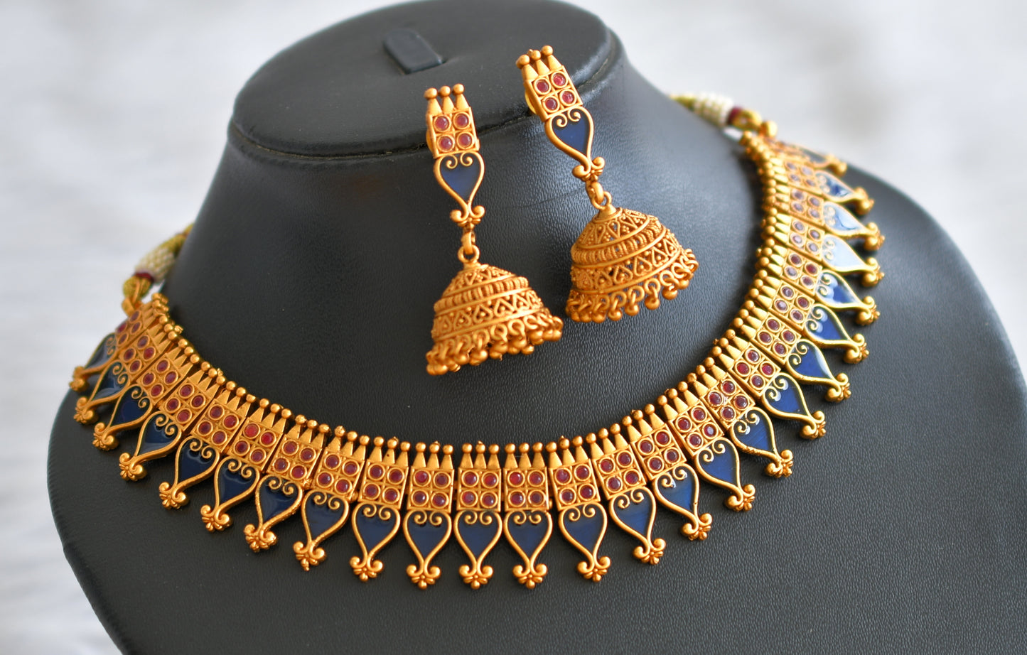 Matte finish red-blue kerala style necklace set dj-43781