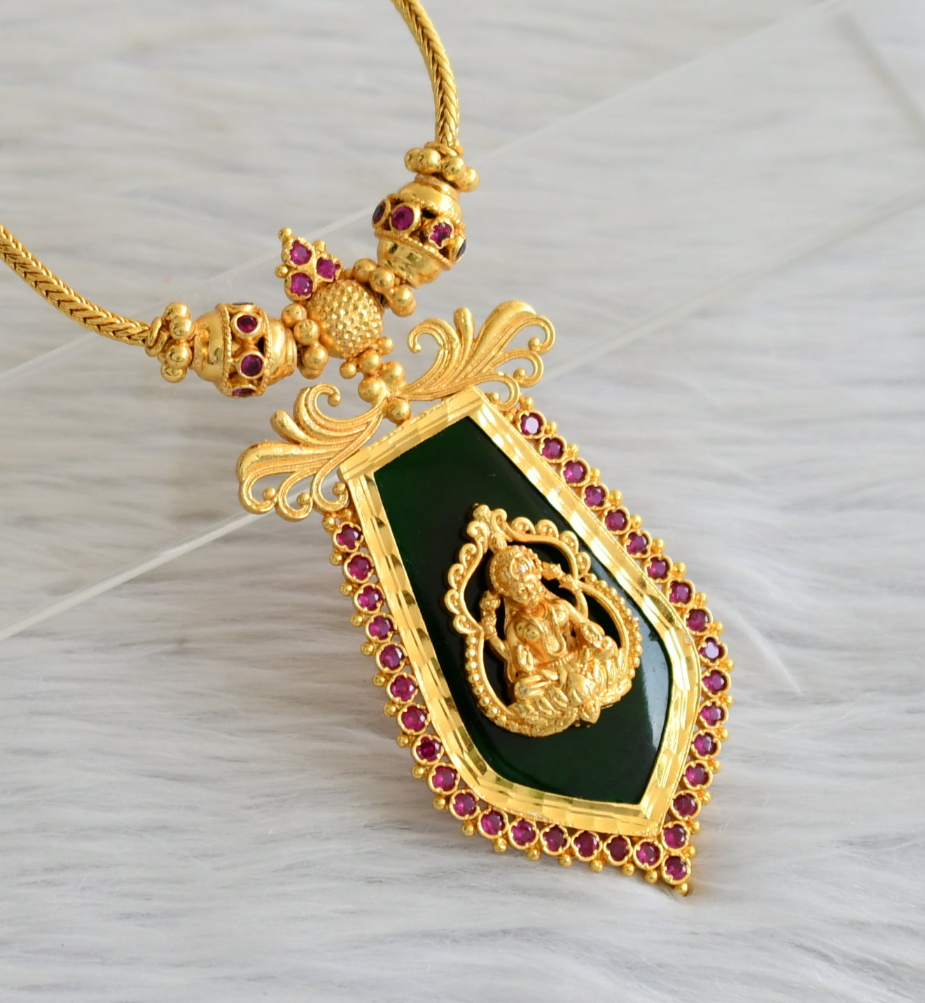 Gold tone pink-green lakshmi nagapadam necklace set dj-45458