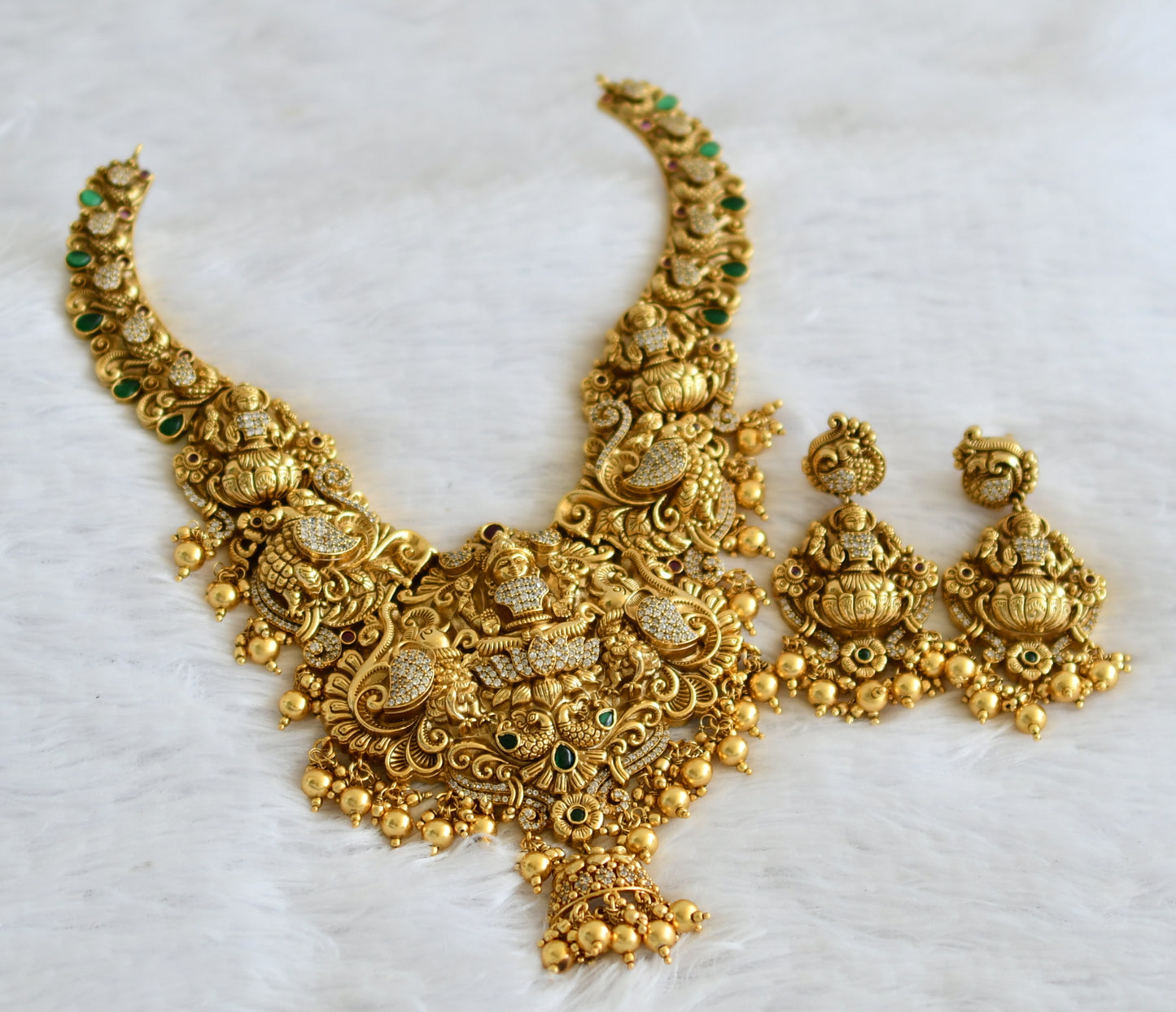 Antique gold tone kemp-green-white lakshmi peacock elephant nakshi necklace set dj-50892