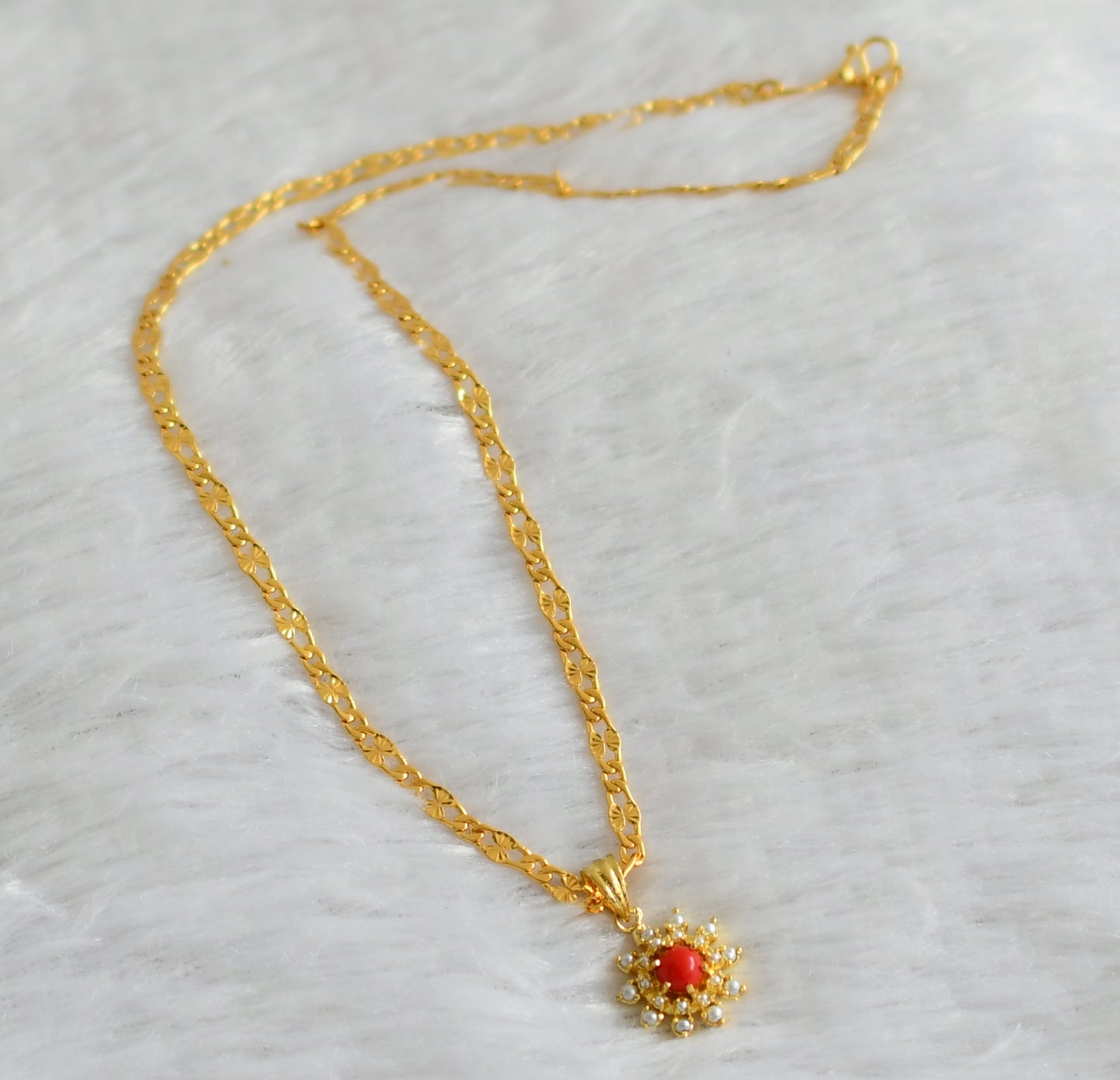 Gold tone 18 inches chain with coral-pearl stone flower pendant dj-47143