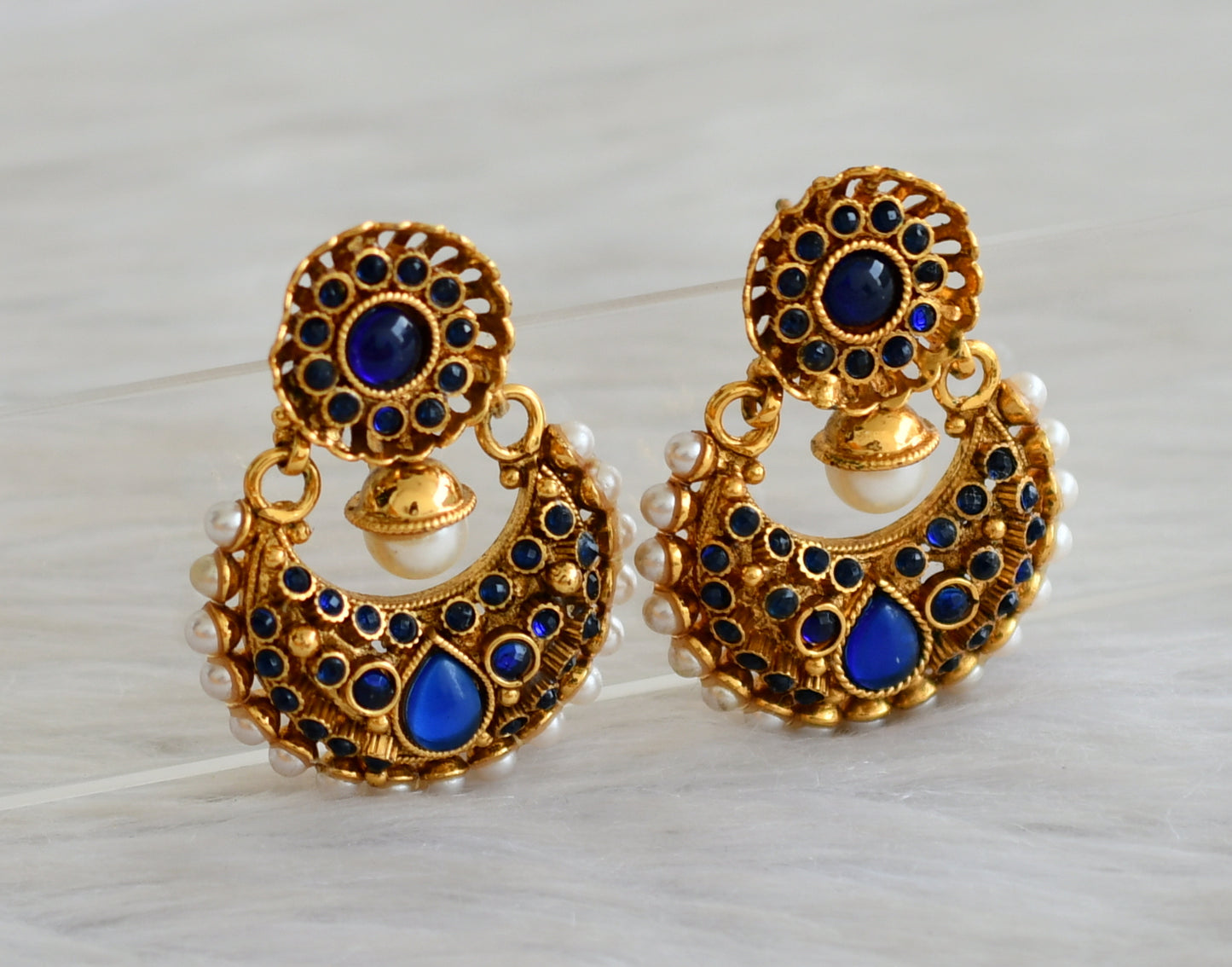 Antique gold tone blue-pearl combo set dj-43797