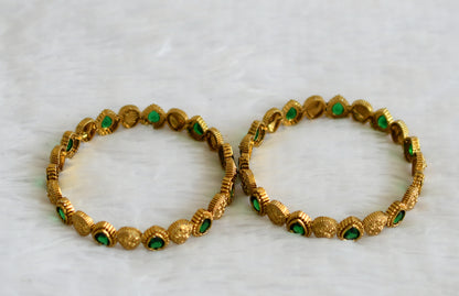 Antique gold tone bottle green thilak stone bangles(2.6) dj-50897