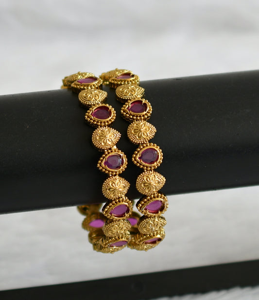 Antique gold tone ruby thilak stone bangles(2.4) dj-50902