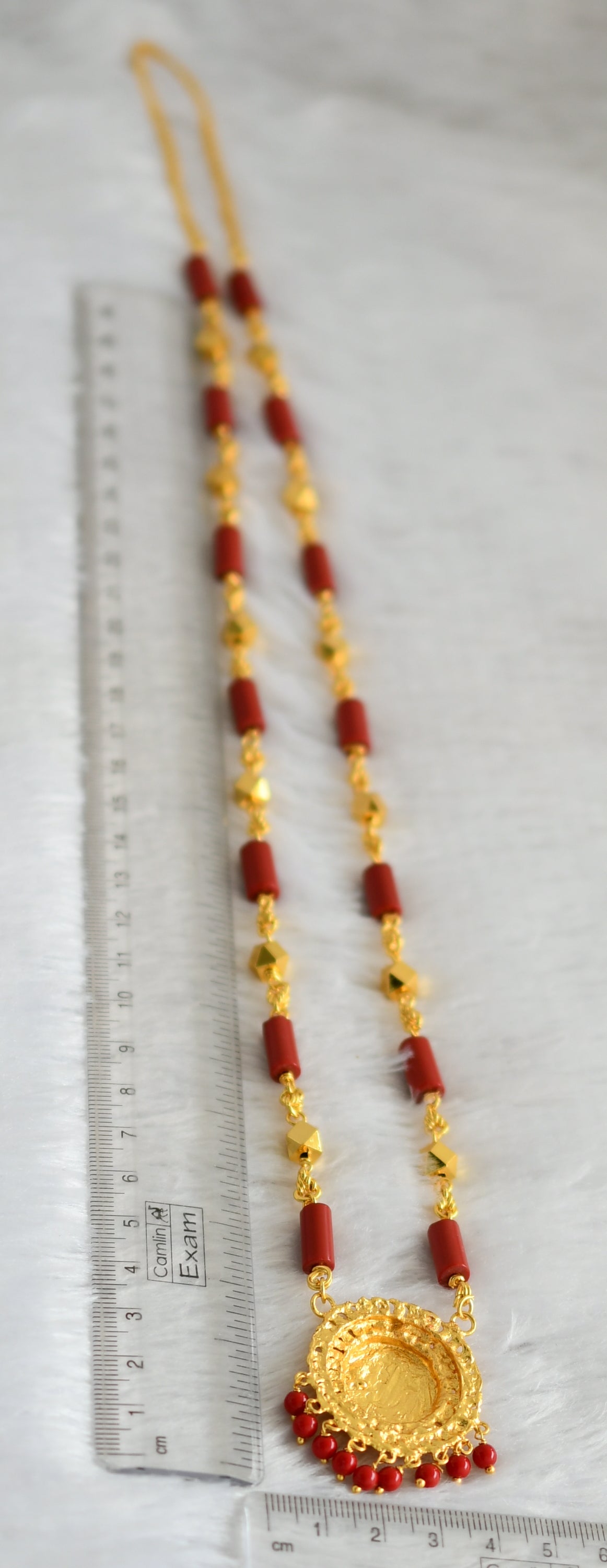 Gold tone 30 inches coral chain with lakshmi round pendant dj-47160