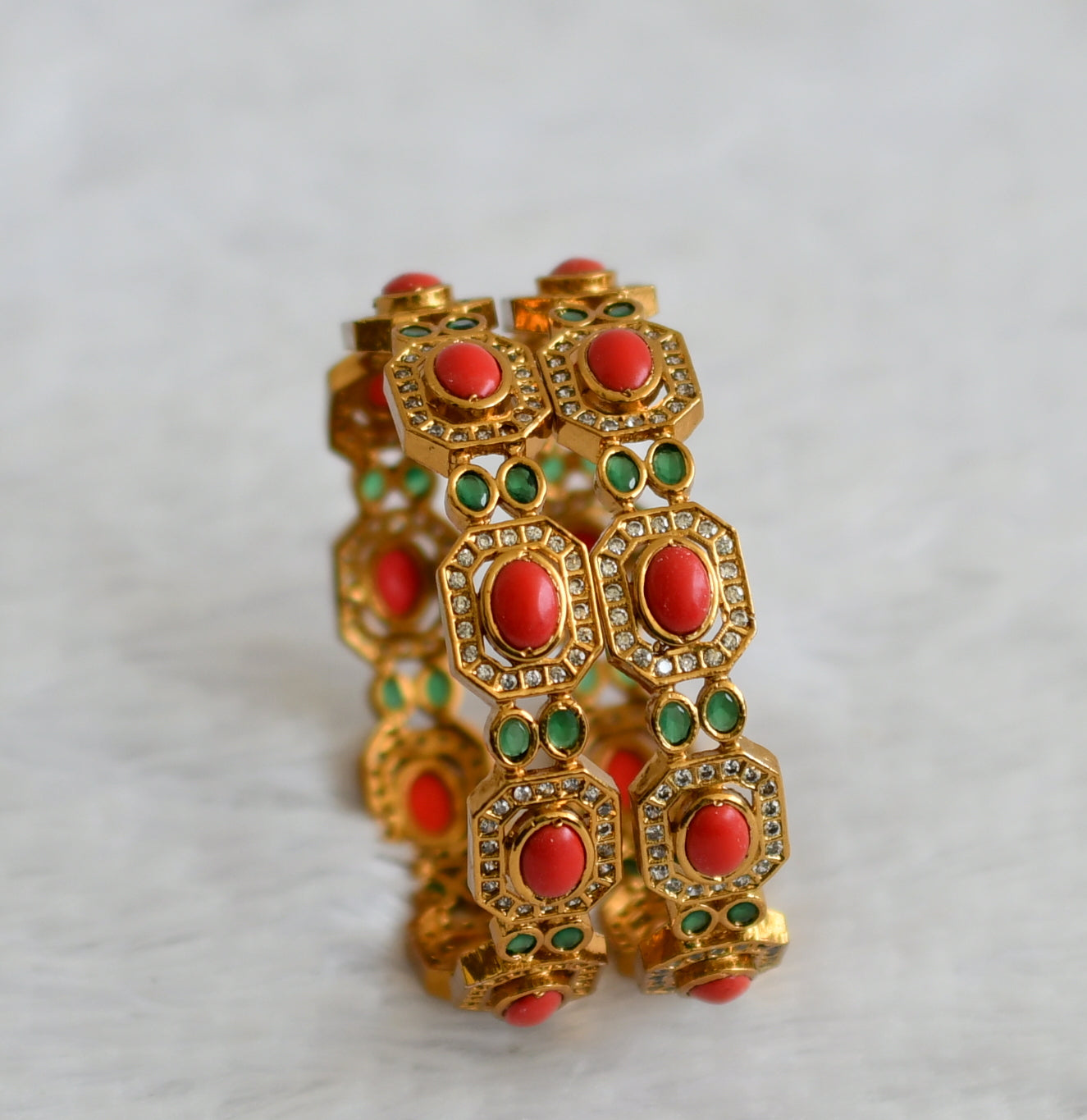 Matte finish cz coral-emerald oval stone bangles(2.10) dj-50930