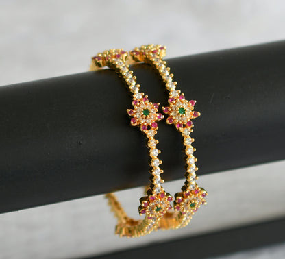 Gold tone ruby-green-white flower bangles(2.6) dj-50963