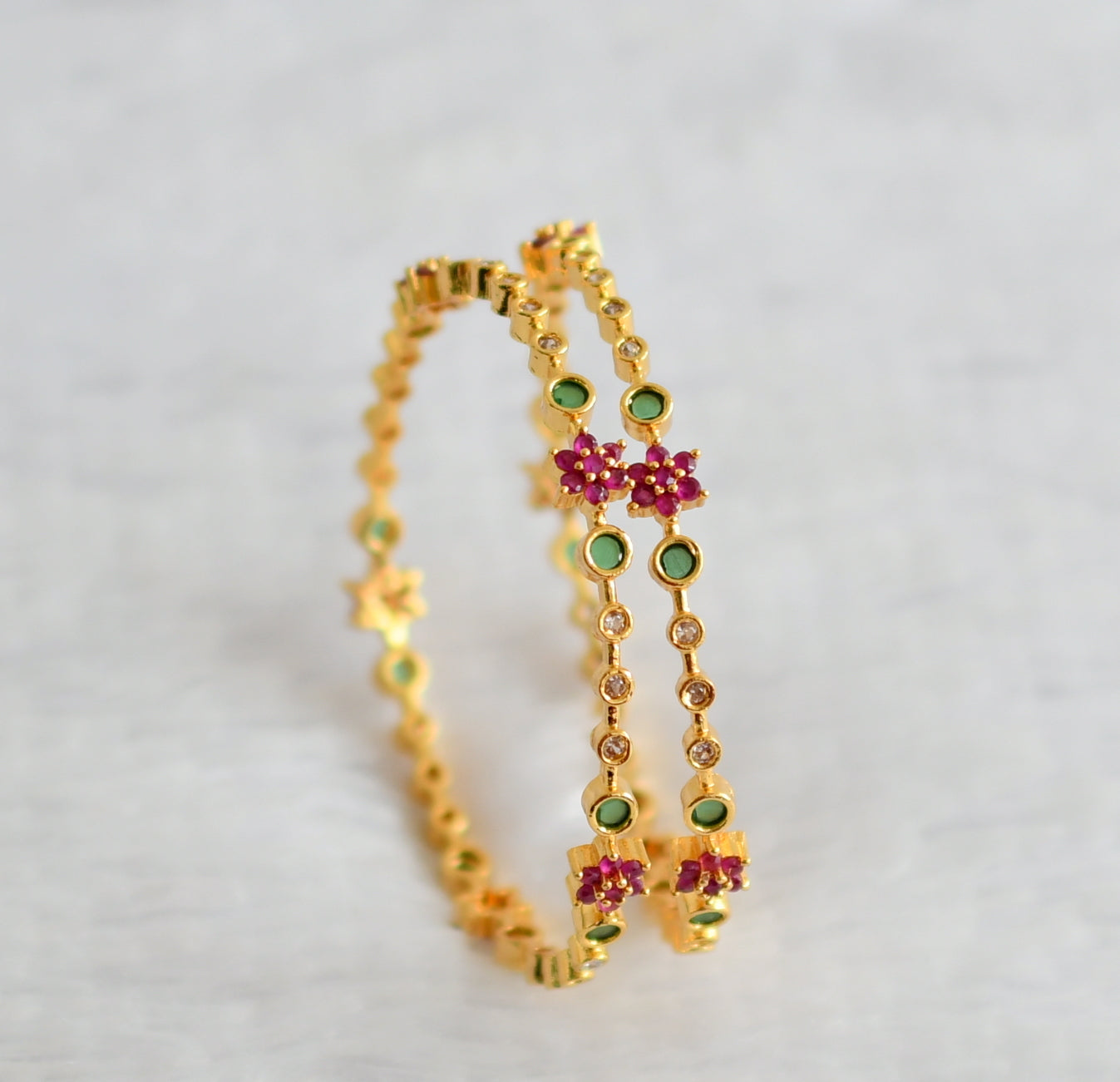Gold tone ruby-green-white flower bangles(2.6) dj-50957