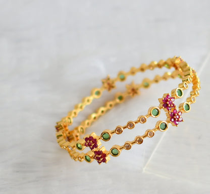Gold tone ruby-green-white flower bangles(2.6) dj-50957