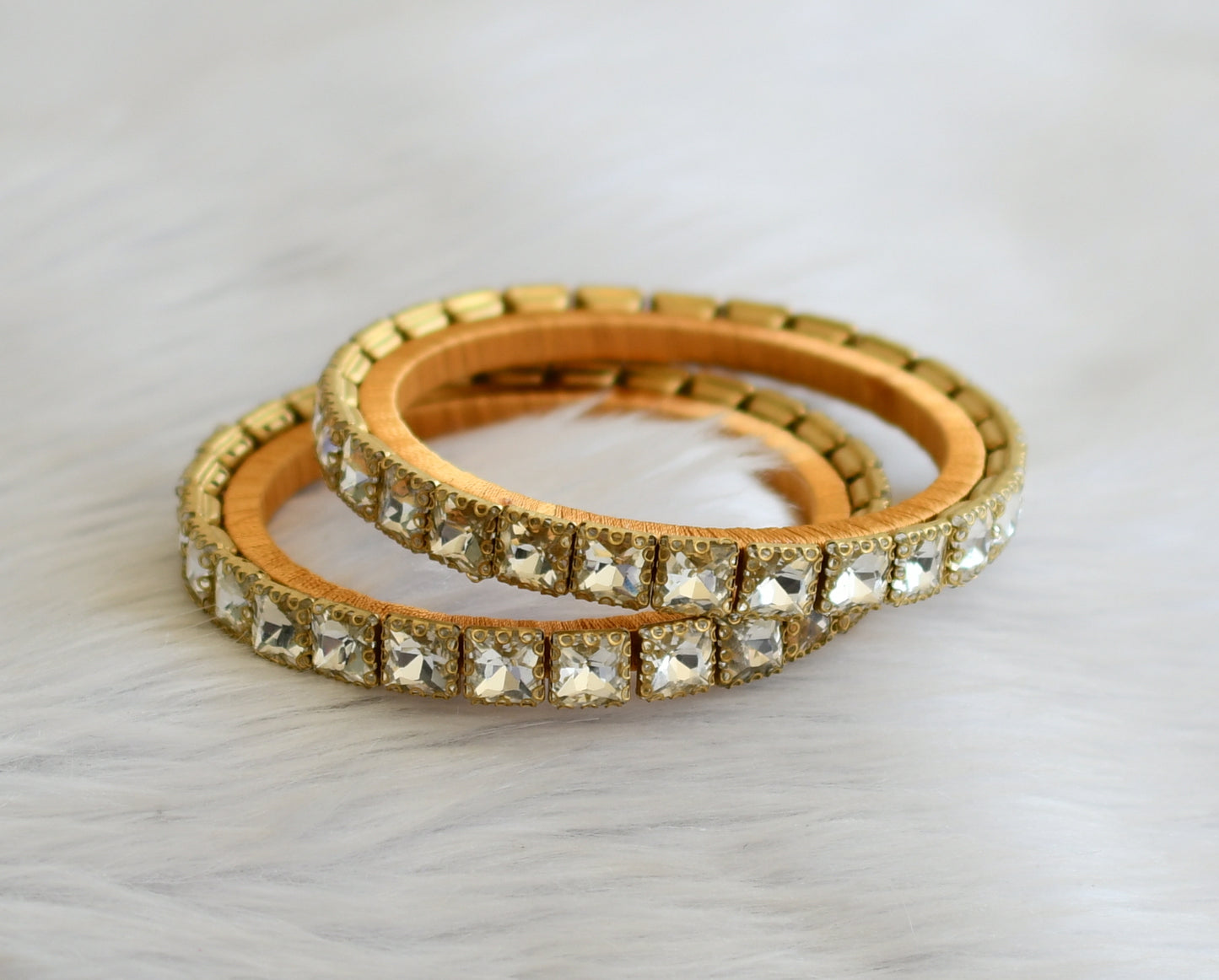 Silk thread white block stone bangles(2.6) dj-45495