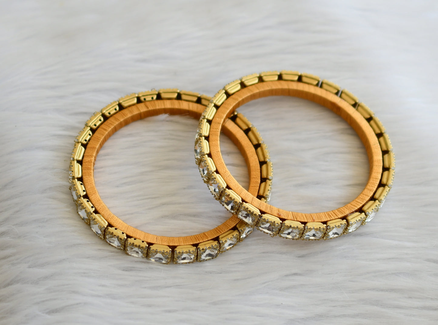 Silk thread white block stone bangles(2.6) dj-45495