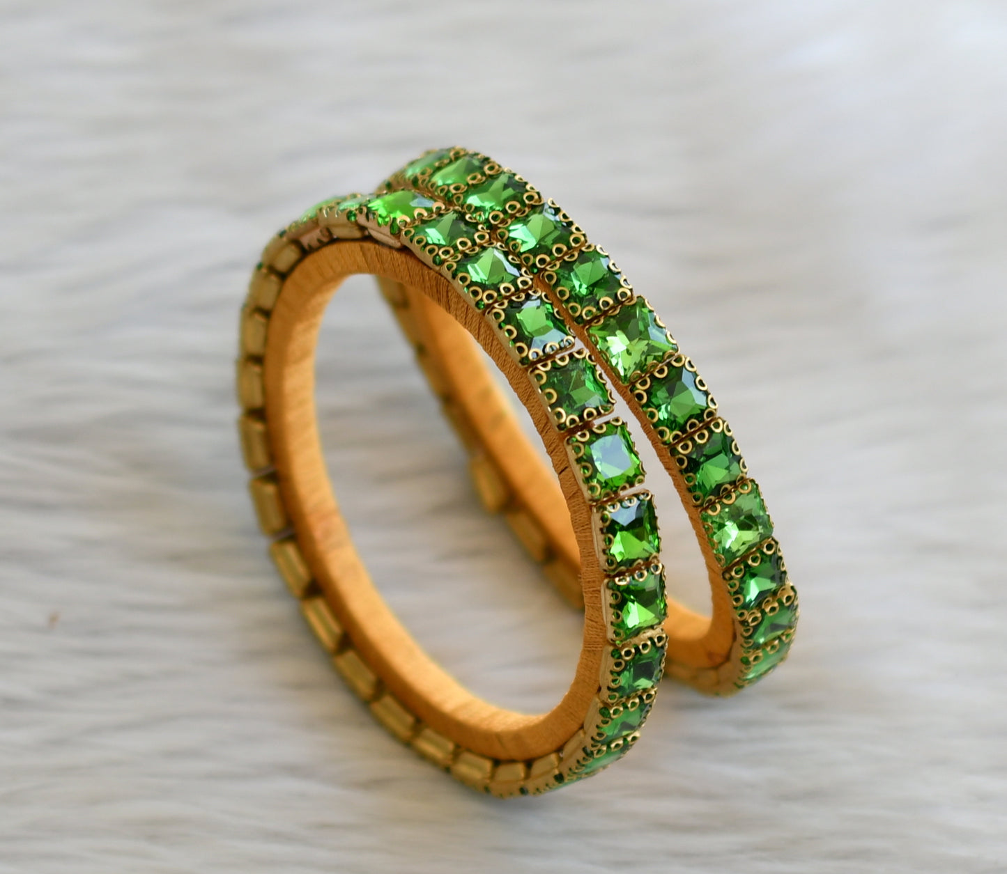 Silk thread green block stone bangles(2.6) dj-45490