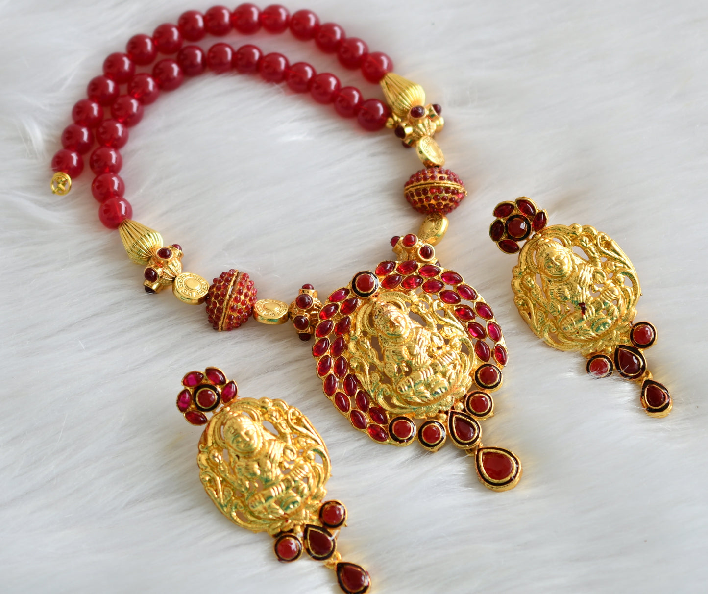 Gold tone maroon lakshmi necklace set dj-03696