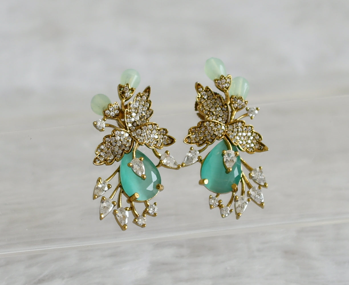 Matte finish cz sea green stone victorian stud/earrings dj-49019