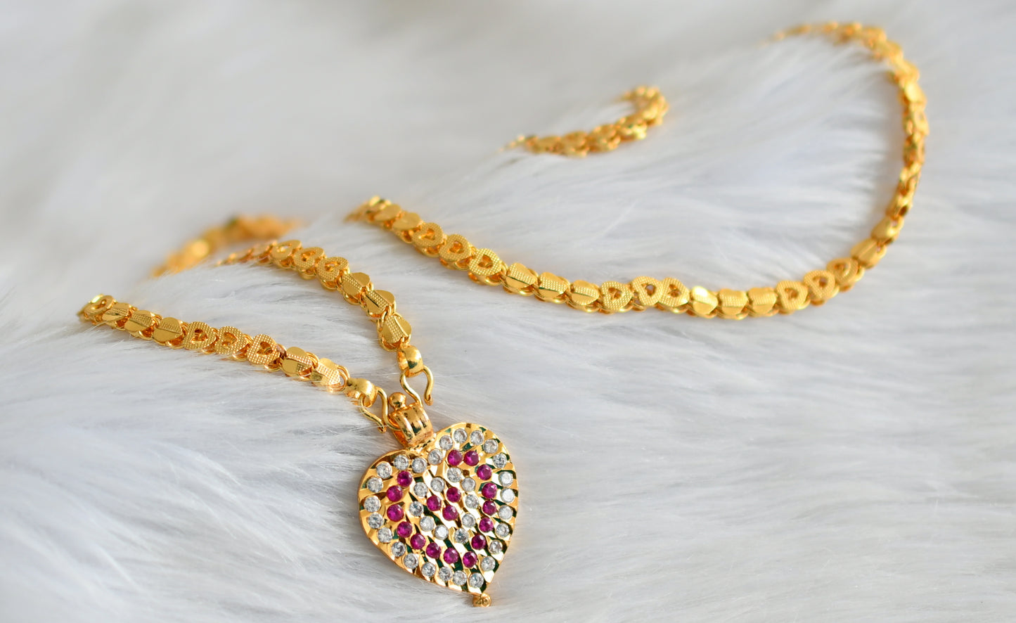 Gold tone 24 inches heart chain with pink-white heart pendant dj-43839