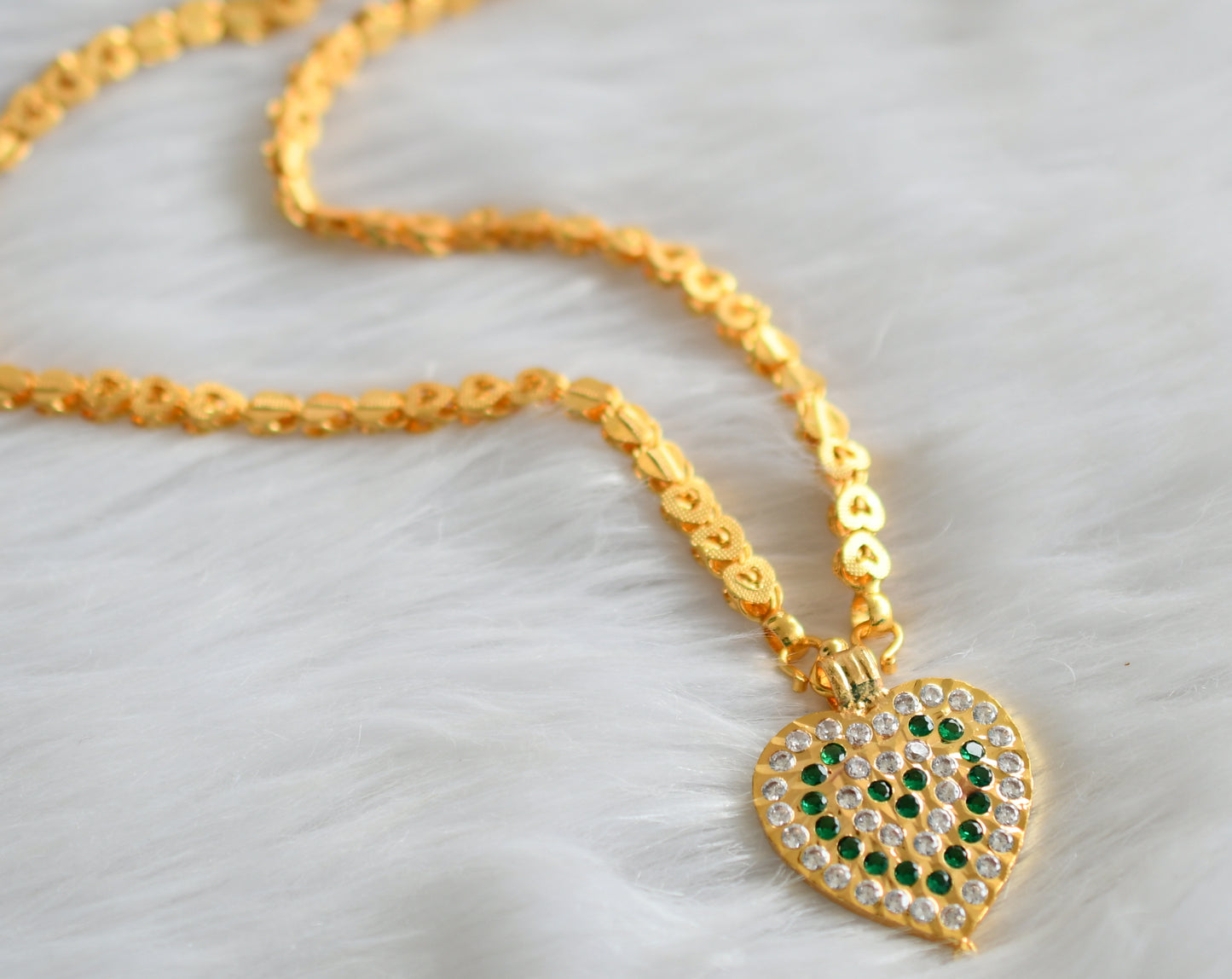 Gold tone 24 inches heart chain with green-white heart pendant dj-43840