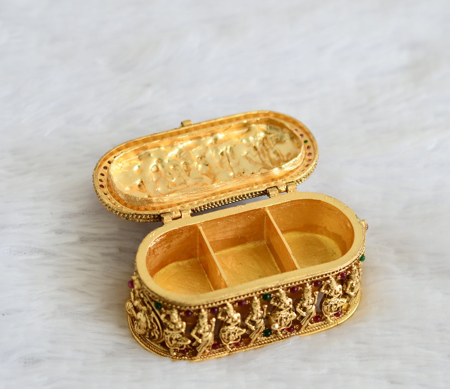 Antique gold tone kemp green Thirukalyanam kumkum box dj-36361