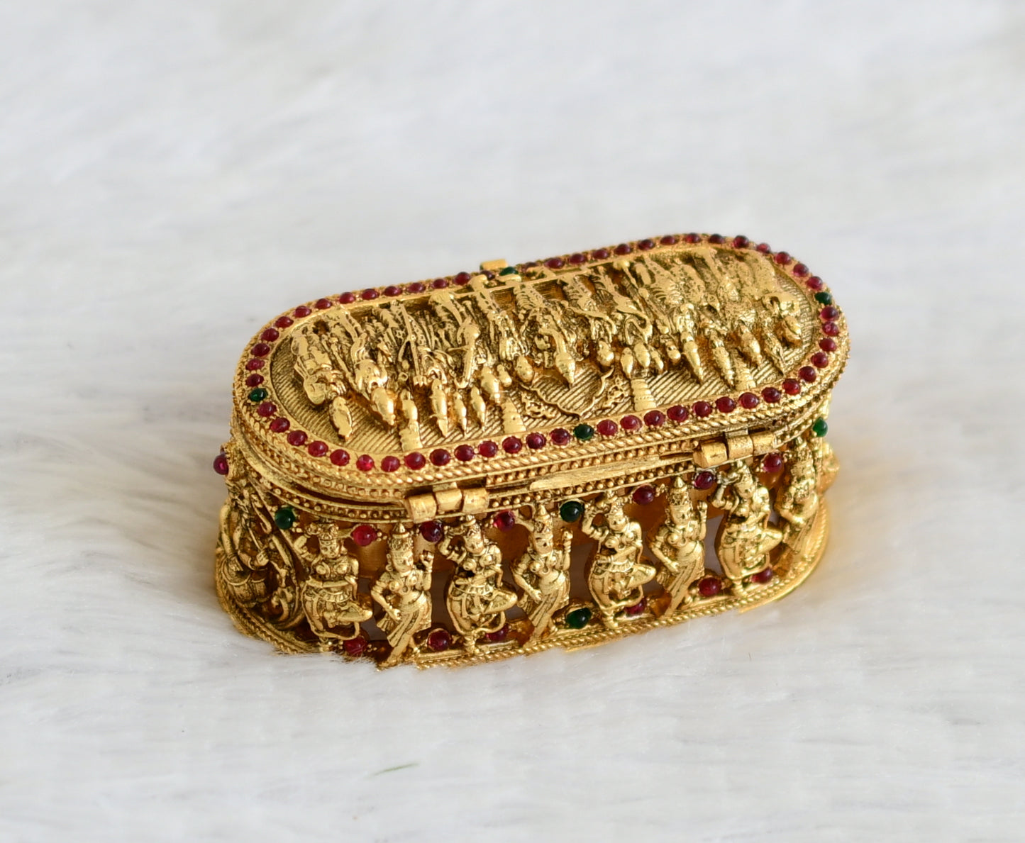 Antique gold tone kemp green Thirukalyanam kumkum box dj-36361