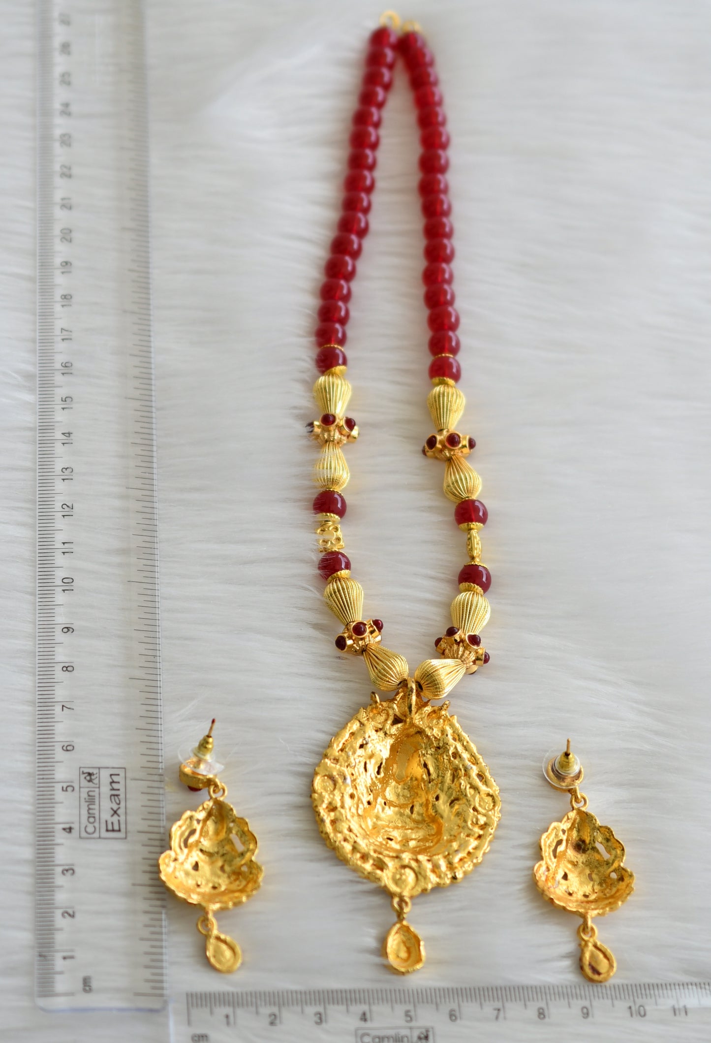 Gold tone maroon lakshmi necklace set dj-03697