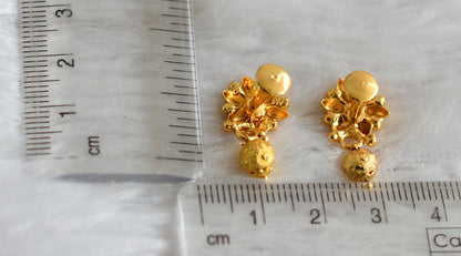 Gold tone flower earrings dj-47237