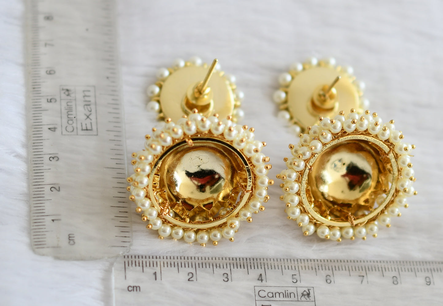 Gold tone precious kemp-green pearl jhumkka dj-50998