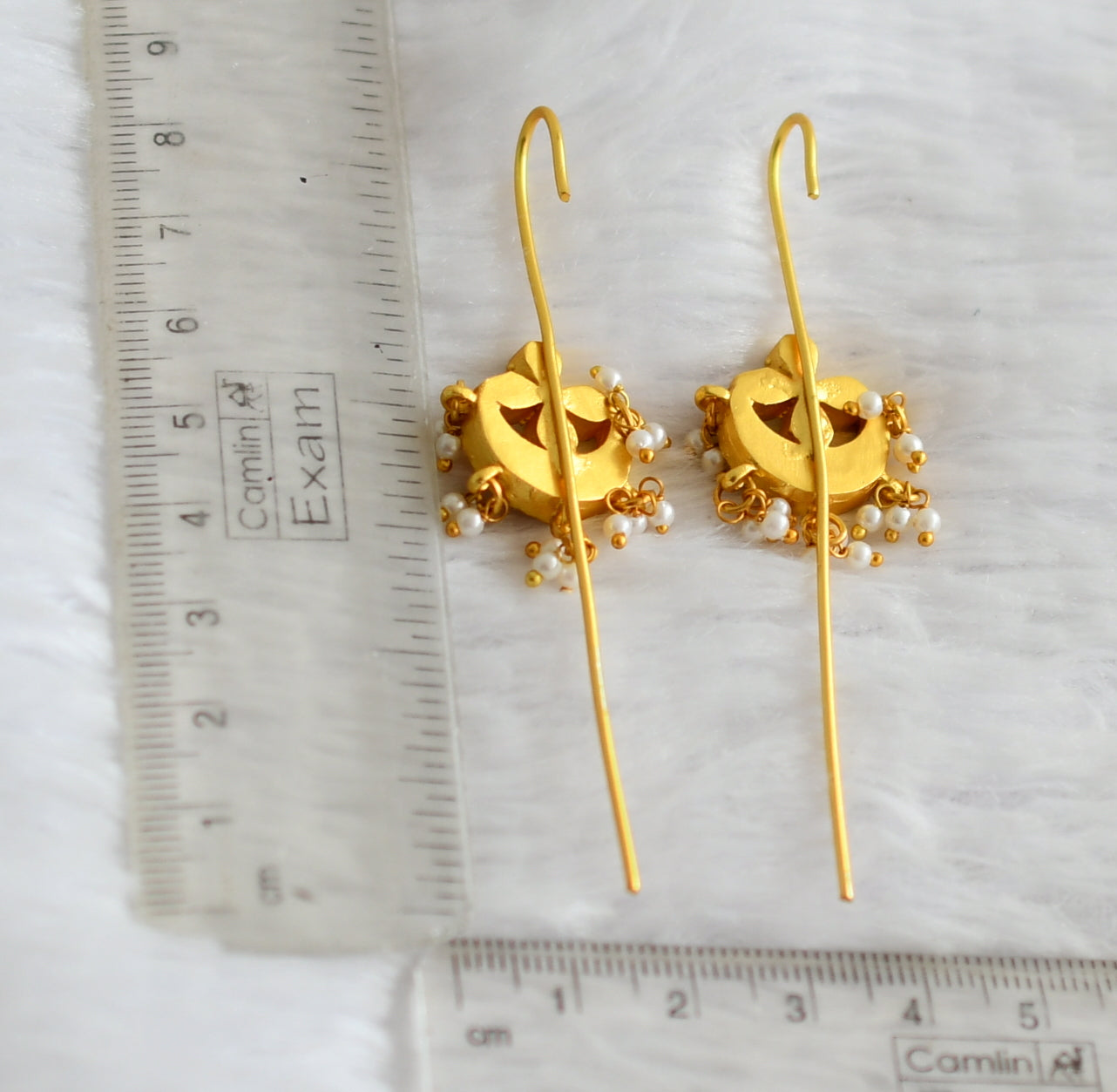 Gold tone pink-white kundan jadau moon flower bugadi earrings dj-51021