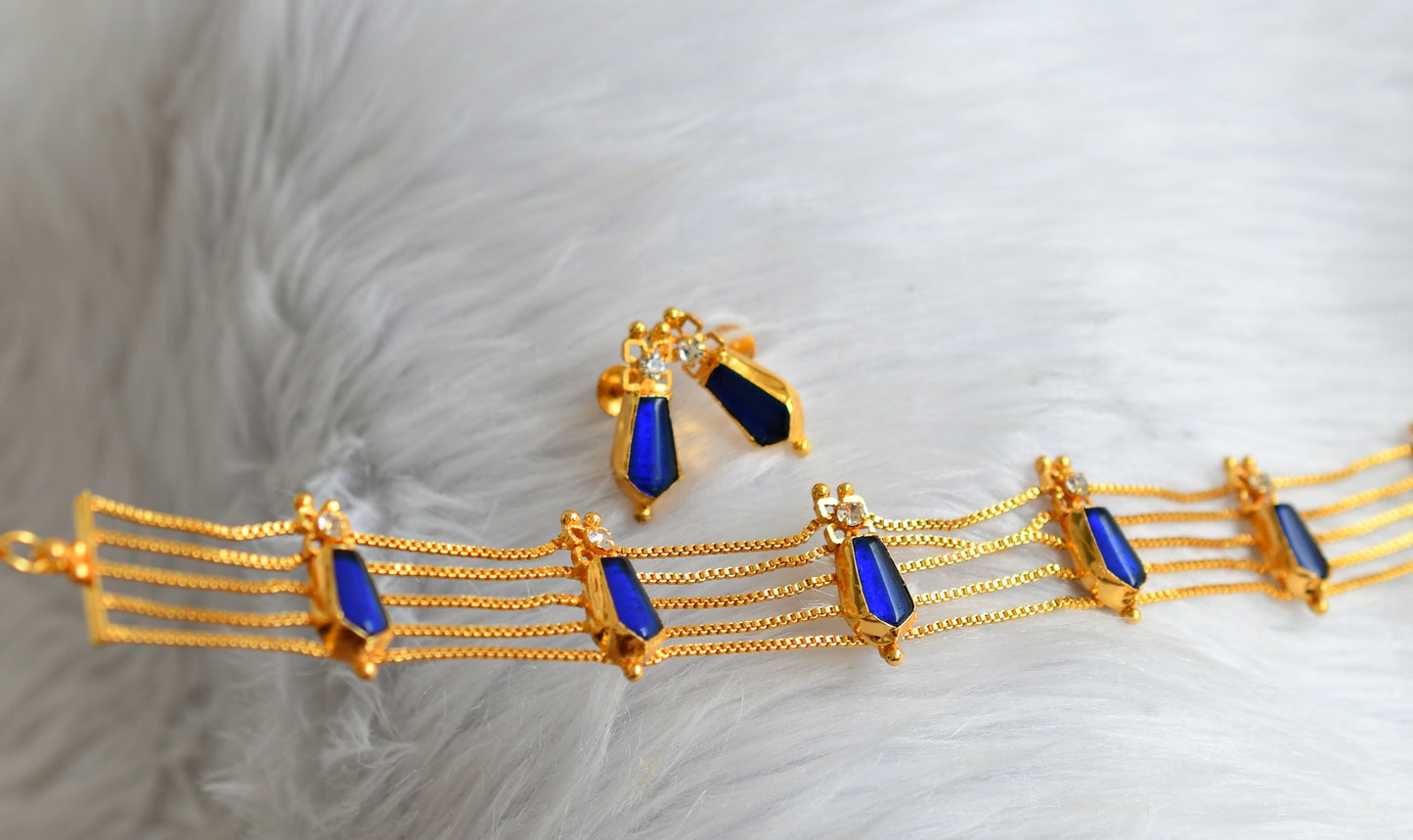 Gold tone kerala style blue-white nagapadam choker necklace set dj-43856