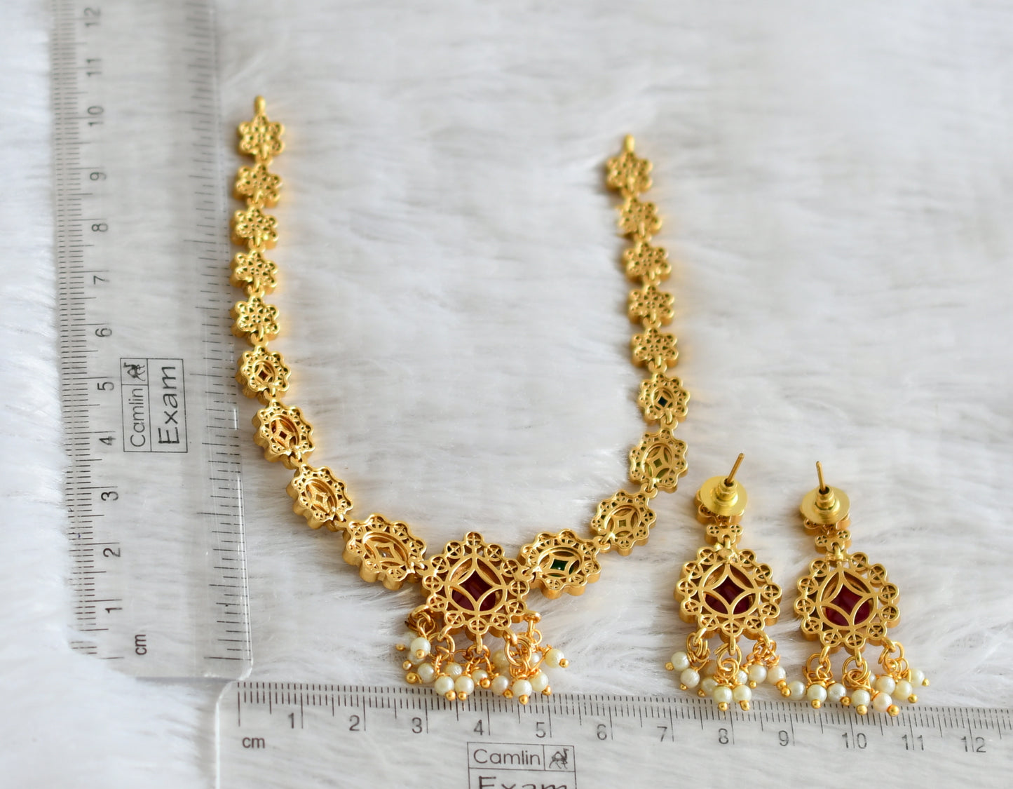 Matte finish cz navarathna pearl cluster flower necklace set dj-49082