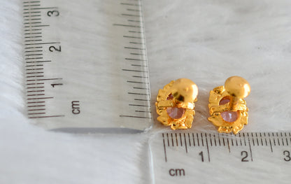 Gold tone baby pink round earrings dj-47290