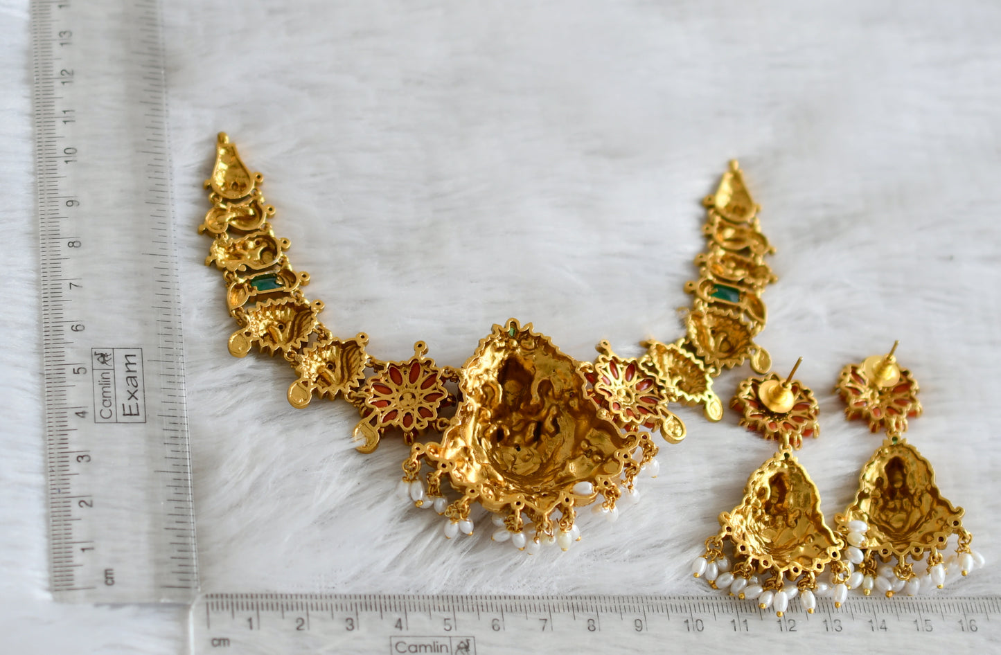 Matte finish ruby-green coral lakshmi peacock rice pearl necklace set dj-49089