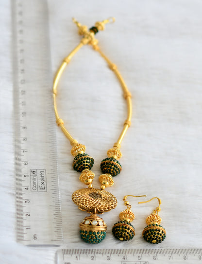 Antique gold tone Green Round Pendant Necklace Set-dj09170