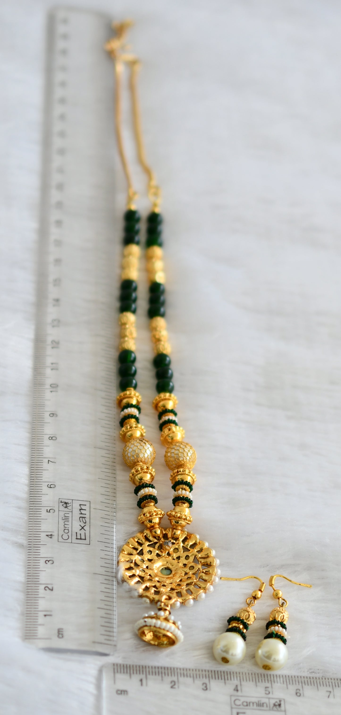 Antique gold tone Green Round Jhumkka Pendant Necklace Set-dj09171