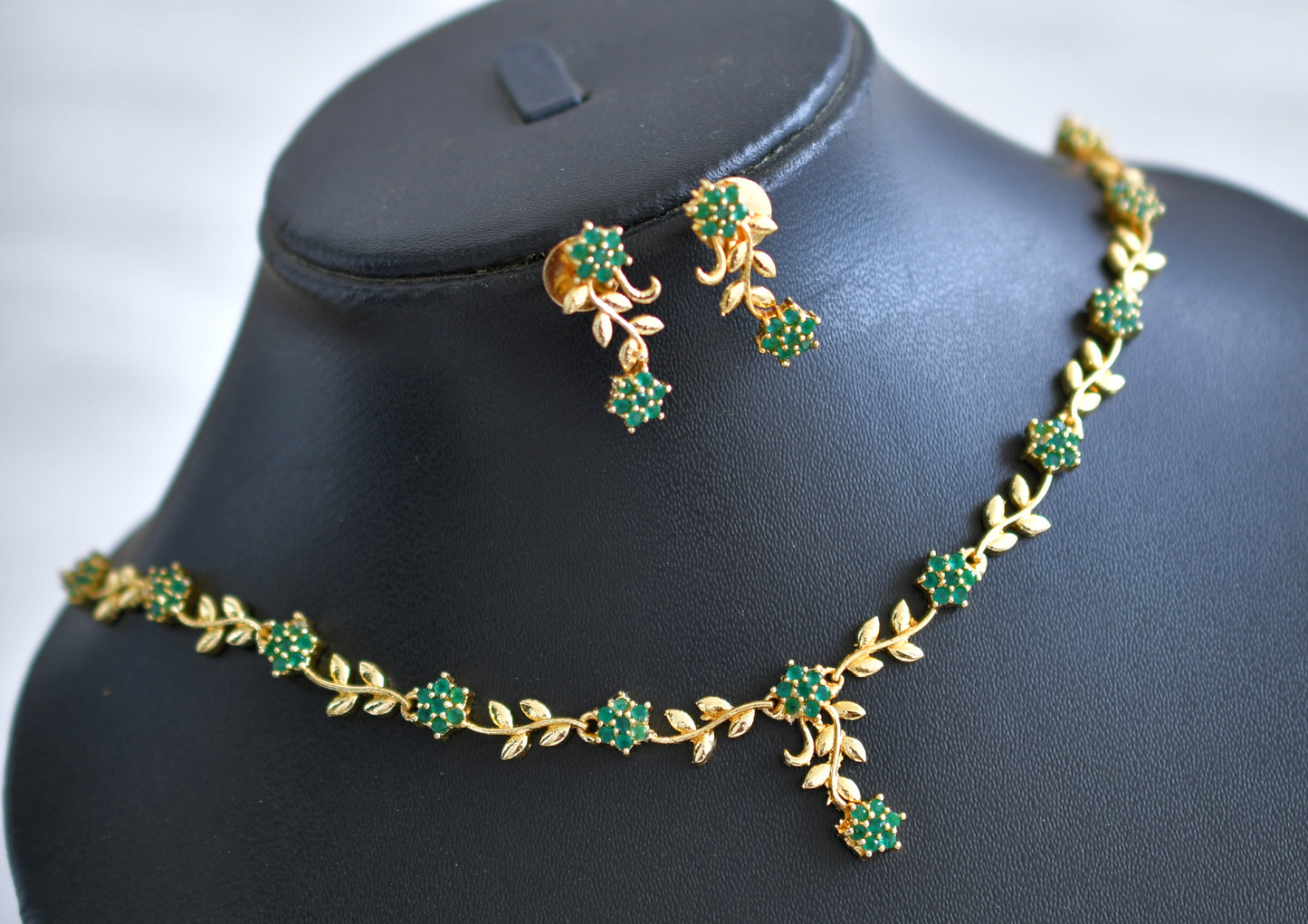 Gold tone green nakshatra necklace set dj-03830