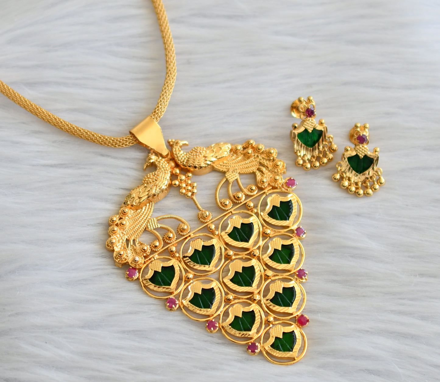 Gold tone pink-green palakka peacock necklace set dj-45608