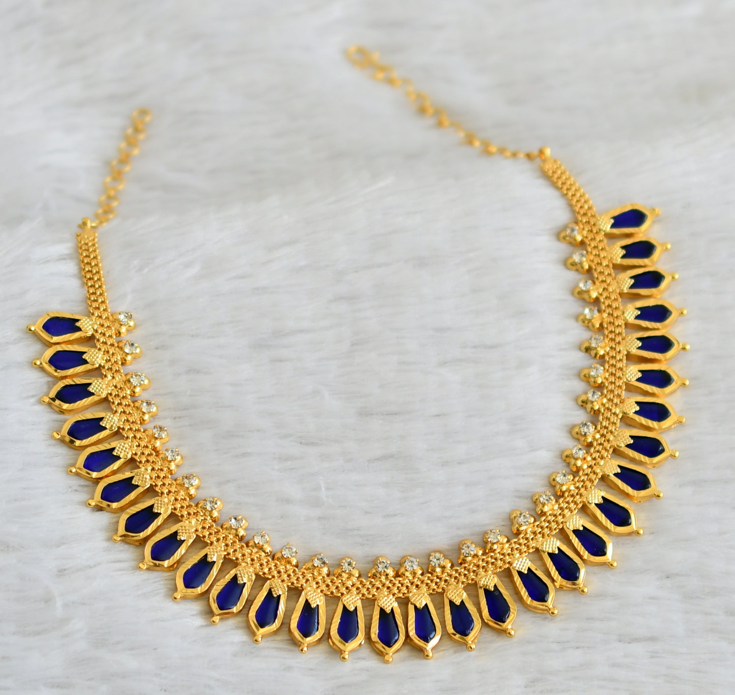 Gold tone kerala style blue-white nagapadam necklace dj-49111